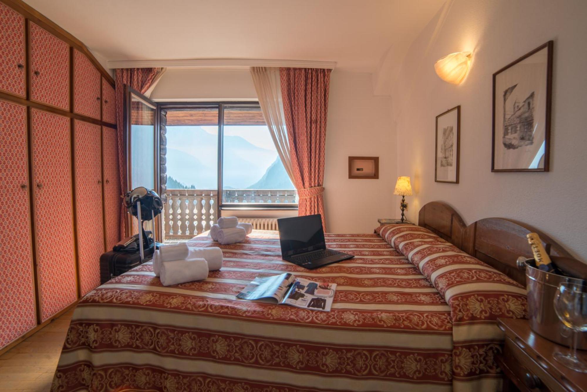 Hg Hotel Italia Брусон Екстериор снимка