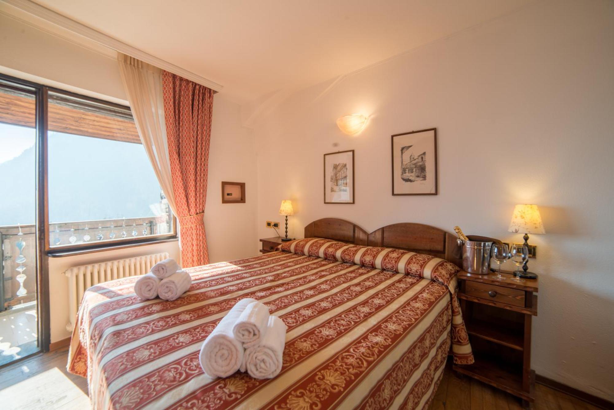 Hg Hotel Italia Брусон Екстериор снимка