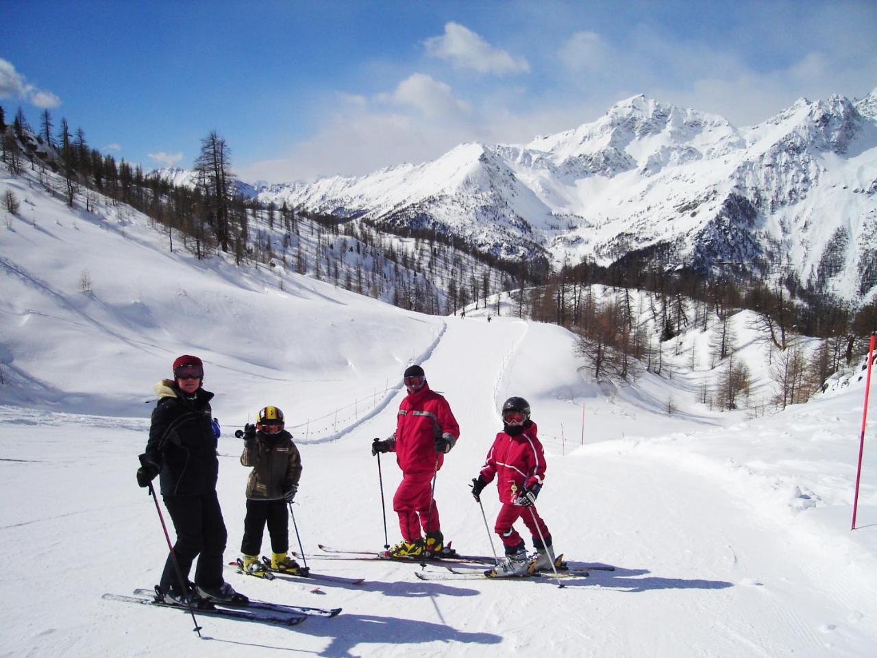 Hg Hotel Italia Брусон Екстериор снимка